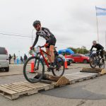 Más de 300 ciclistas en la Primera Vuelta al Casco Viejo