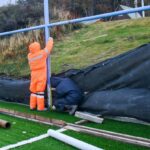 Colocan el cerco perimetral en el playón deportivo del Espacio CUCAI