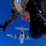 Espectacular muestra de paracaidismo en Tierra del Fuego