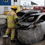 Dos automóviles fueron incendiados de manera intencional