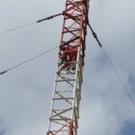 RESCATARON AL HOMBRE QUE SUBIÓ A LA ANTENA DE RADIO NACIONAL