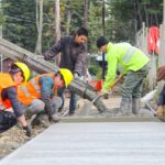 Tolhuin: el 60% de los inscriptos en la Oficina de Empleo trabajarán en el Plan de construcción de veredas