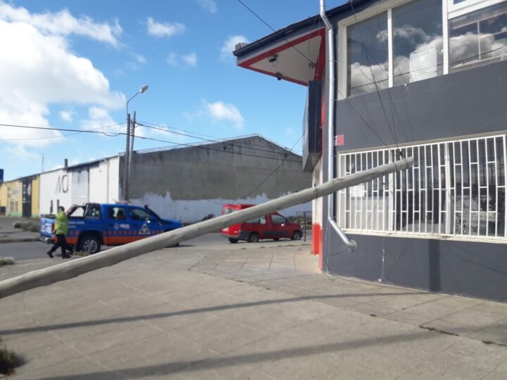 El viento se ensañó con Tierra del Fuego y causó estragos 