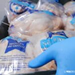 El Municipio inaugura la marca local con la primera venta de pollos de producción riograndense