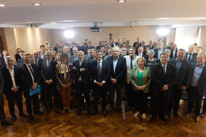 Encuentro de autoridades de las Universidades Nacionales con los ministros de Educación Jaime Perczyk y Economía Sergio Massa en la UTN.