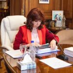 CRISTINA KIRCHNER FUE CONDENADA A 6 AÑOS DE PRISIÓN