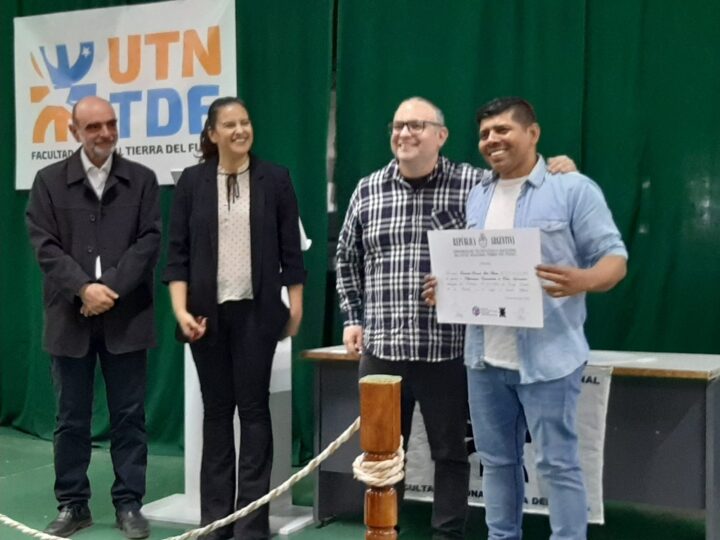 Diplomados en Redes Informáticas de la UTN tuvieron su acto de cierre