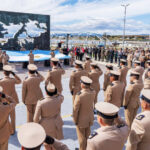 Cambio de pabellón en la plaza Malvinas de Ushuaia