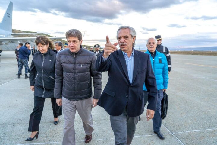 En la noche de este martes el gobernador Melella recibió al Presidente Alberto Fernández en una visita que se concreta en el marco del Día de la Antártida Argentina que se conmemora este miércoles 22.