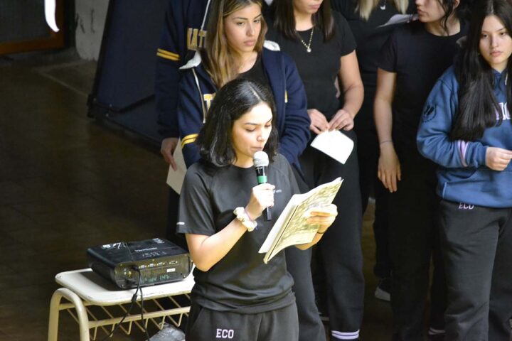 Una emotiva presentación para conmemorar el Día Internacional de la Mujer, fue la que brindaron las alumnas de la promoción 2023 del Colegio Integral de Educación Río Grande (CIERG). El acto se llevó adelante en horas de la tarde y participaron directivos, docentes, y la totalidad del alumnado.