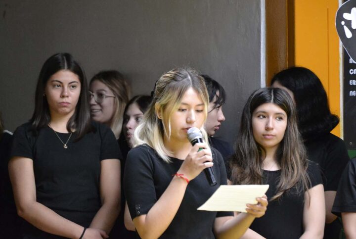 Una emotiva presentación para conmemorar el Día Internacional de la Mujer, fue la que brindaron las alumnas de la promoción 2023 del Colegio Integral de Educación Río Grande (CIERG). El acto se llevó adelante en horas de la tarde y participaron directivos, docentes, y la totalidad del alumnado.