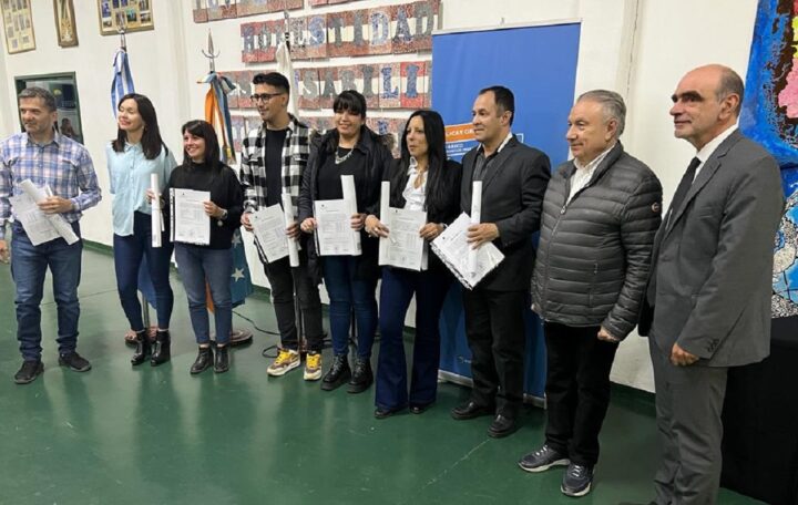 La Facultad Regional Tierra del Fuego entregó diplomas en Ushuaia