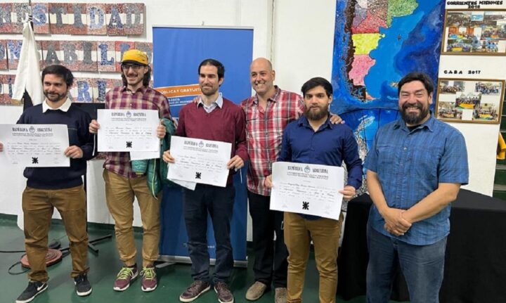 La Facultad Regional Tierra del Fuego entregó diplomas en Ushuaia