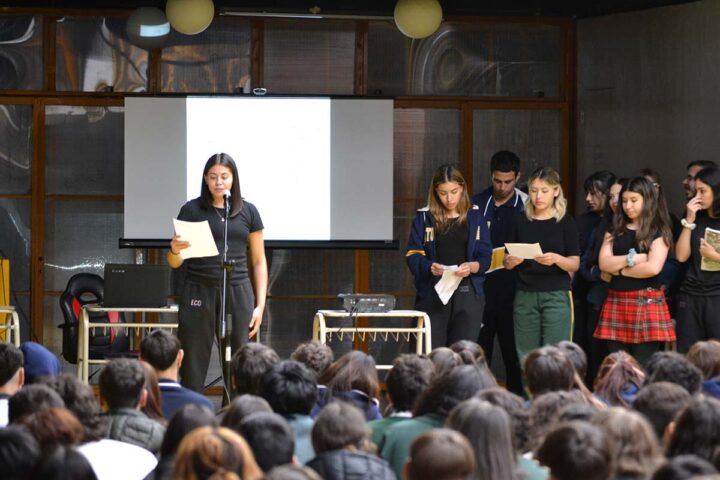 Una emotiva presentación para conmemorar el Día Internacional de la Mujer, fue la que brindaron las alumnas de la promoción 2023 del Colegio Integral de Educación Río Grande (CIERG). El acto se llevó adelante en horas de la tarde y participaron directivos, docentes, y la totalidad del alumnado.