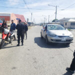 Motociclista fue hospitalizado tras protagonizar un choque en Estrada y Roldán