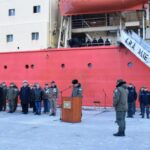 La Municipalidad de Ushuaia participó en la entrega de la Bandera argentina al Comandante del Irizar