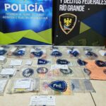 La Policía provincial decomisando más de 5 kilos de cocaína y detuvo a tres personas