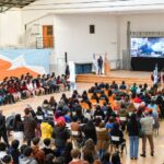 Estudiantes de 6° y 7° año del secundario de Tierra del Fuego realizaron la promesa a la Constitución provincial