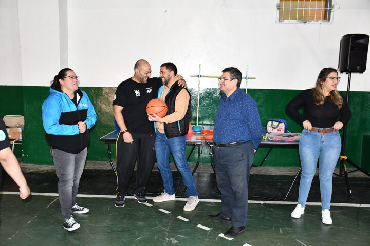 JUEGOS05