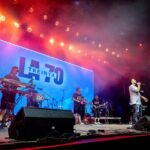 La “Noche Tropical” hizo vibrar el microestadio José ‘Cochocho’ Vargas de música y baile