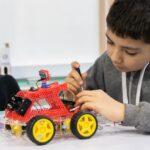 Polos Creativos: innovación y educación gratuita para todas las edades en Tierra del Fuego