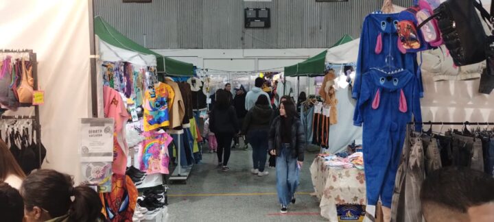 FERIA005