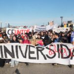 “El pueblo fueguino, defendió hoy en la calle a las universidades públicas”, dijo Melella
