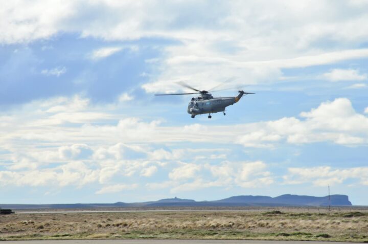 AVIONES01is