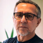 ¿Vender las Malvinas a cambio de una base?