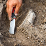 Encuentran restos humanos en la zona de la desembocadura del río Ewan