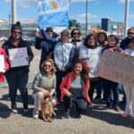 “Siempre hacia adelante”: el reclamo silencioso de las familias de policías retirados en Tierra del Fuego