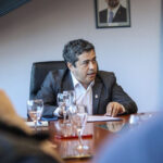 Iriarte expresó su preocupación por la quita y el retraso de fondos coparticipables y pidió previsibilidad para el Municipio de Ushuaia