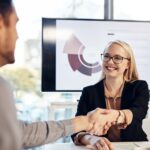 El “Tinder del trabajo” llega al sector de la seguridad electrónica, una nueva forma de conectar talento y empresas