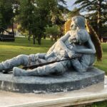 “Donde la Patria abraza a sus hijos: memoria viva del GA Aerot 4 en Malvinas”