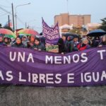 Bajo la lluvia, Río Grande volvió a marchar al grito de Ni Una Menos: “Sería hermoso no tener que venir, pero lamentablemente nos siguen matando”