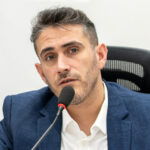 Ybars propone eliminar las multas por estacionamiento medido y reemplazarlas por una deuda tributaria