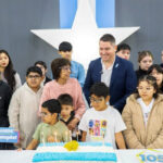 Martín Pérez compartió un desayuno con vecinos y vecinas que celebran su cumpleaños junto a Río Grande