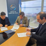 Harrington destacó el trabajo conjunto entre el BTF, GADA S.A. y el Municipio para ampliar el acceso a la vivienda