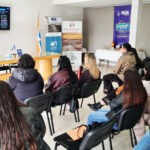 La Cámara de Comercio capacitó a comerciantes y empleados en diseño de vidrieras