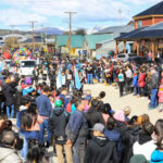 Tolhuin celebra sus 54 años con un acto protocolar, desfile cívico militar y el tradicional corte de torta